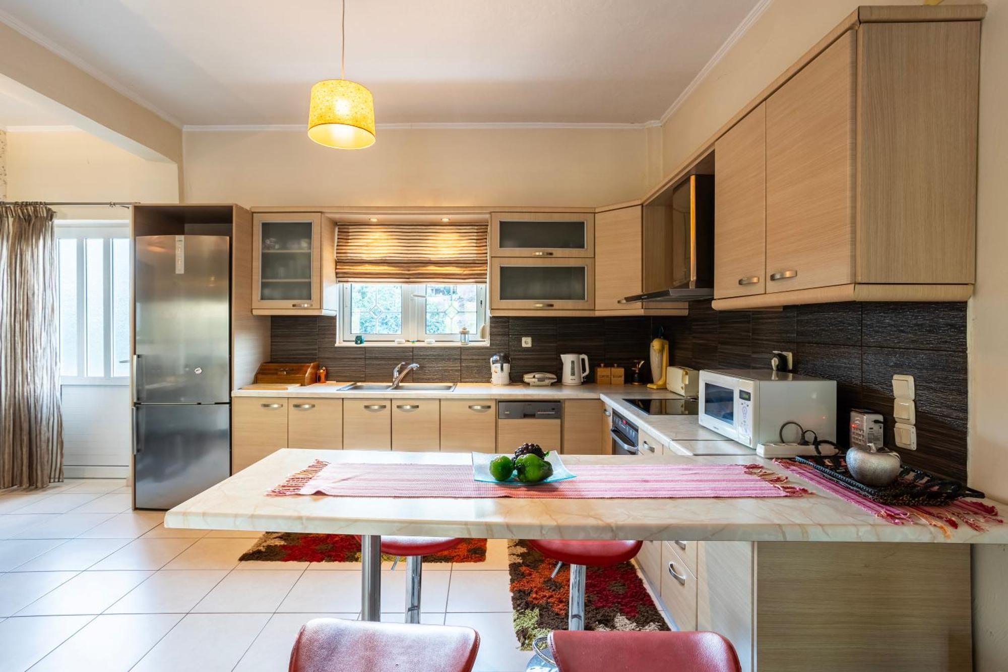 Kalamata'S Sunny Retreat Near The Historic Center Εξωτερικό φωτογραφία